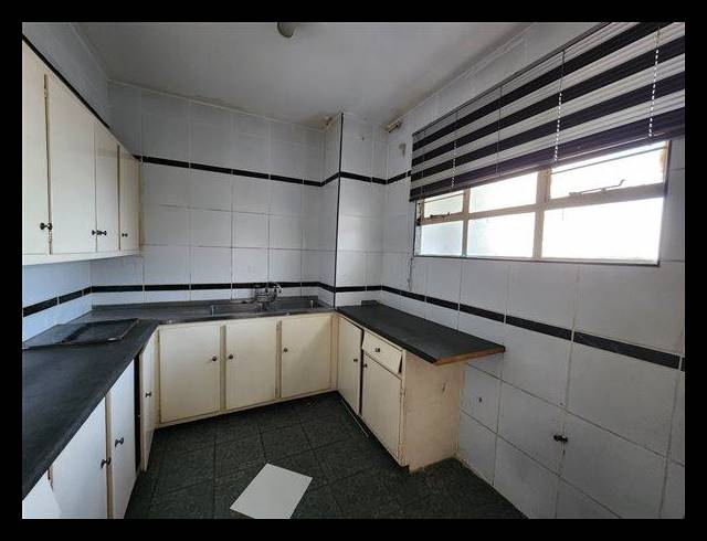 2 BEDROOM APARTMENT FOR SALE IN NORTH BEACH